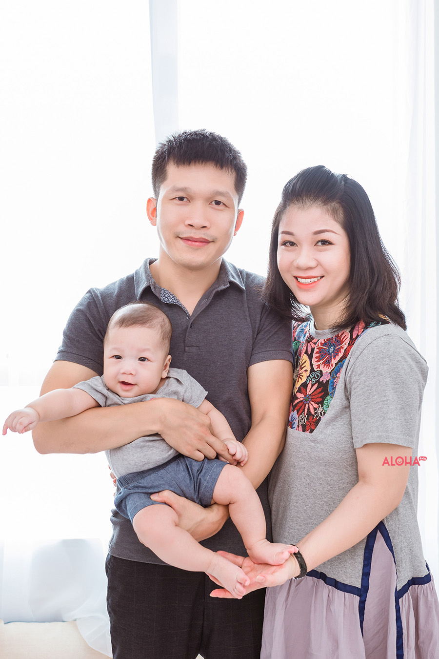 album ảnh gia đình bé tôn